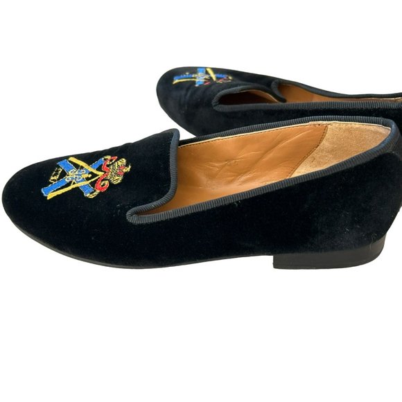 Corte + Welles Women's Black Velvet Flats Size 5 1/2 Embroidered Crest - Picture 5 of 8